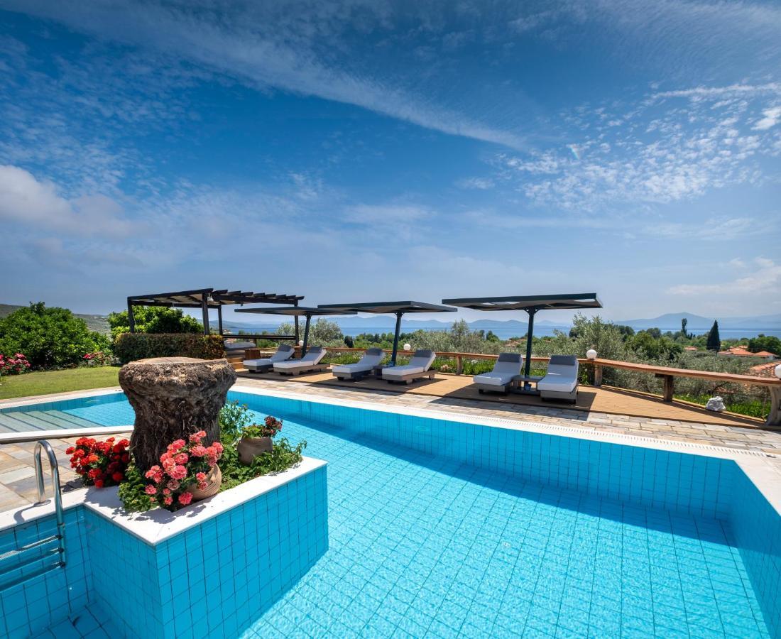 Iakovakis Suites & Spa Koropi Exterior foto